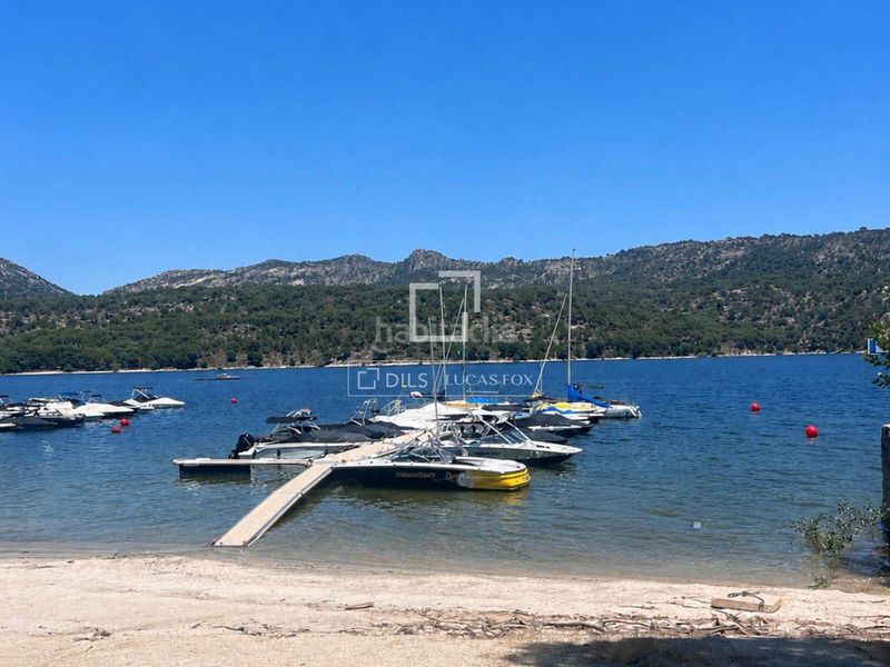 Foto 940d13a3-a716-40c4-b8a8-3b58f824807f. Xalet amb aparcament piscina a San Martín de Valdeiglesias