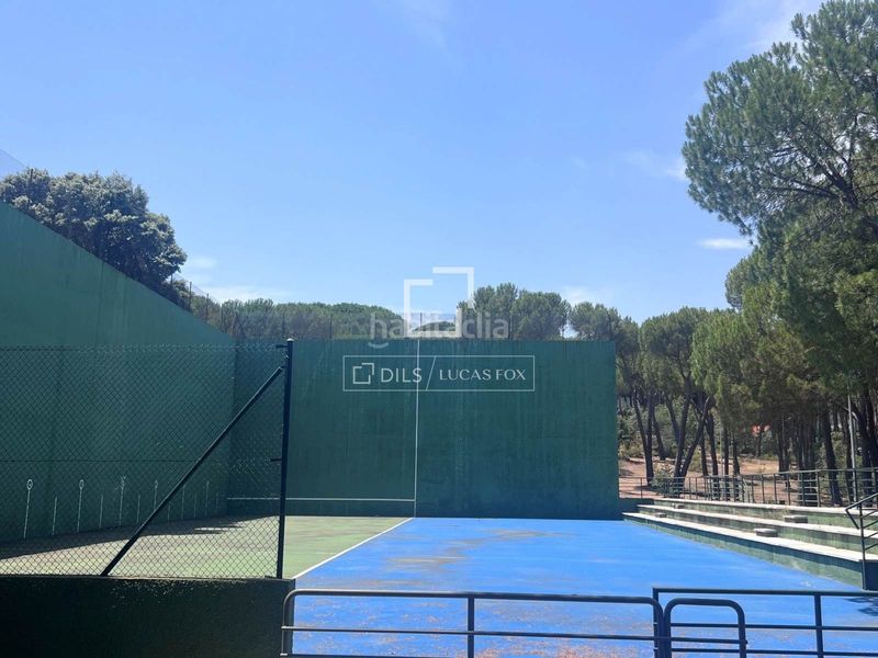 Foto f2adb605-a323-4e84-970a-ef76def7f8cf. Xalet amb aparcament piscina a San Martín de Valdeiglesias
