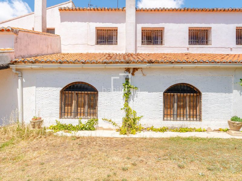 Foto a1790fbd-0d8c-4a18-a6ae-3173a75e3a30. Masia amb calefacció aparcament piscina a Requena