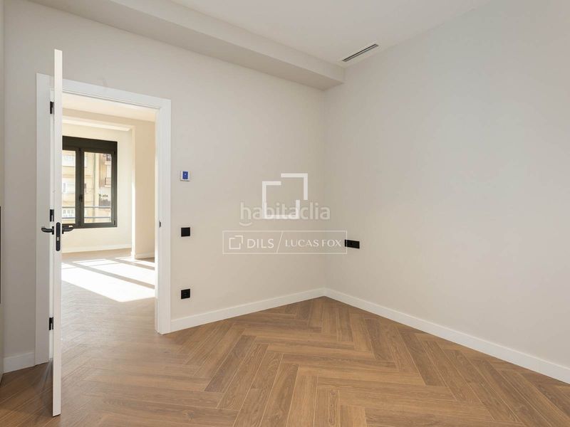 Foto ff0bd782-cd54-4b9f-9671-4b1c754d2c59. Pis amb calefacció a Dreta de l´Eixample Barcelona