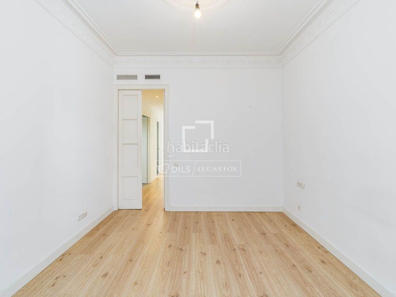 Foto 0ad02e19-eae1-450c-8d18-0fde9d9e63d2. Pis a Dreta de l´Eixample Barcelona