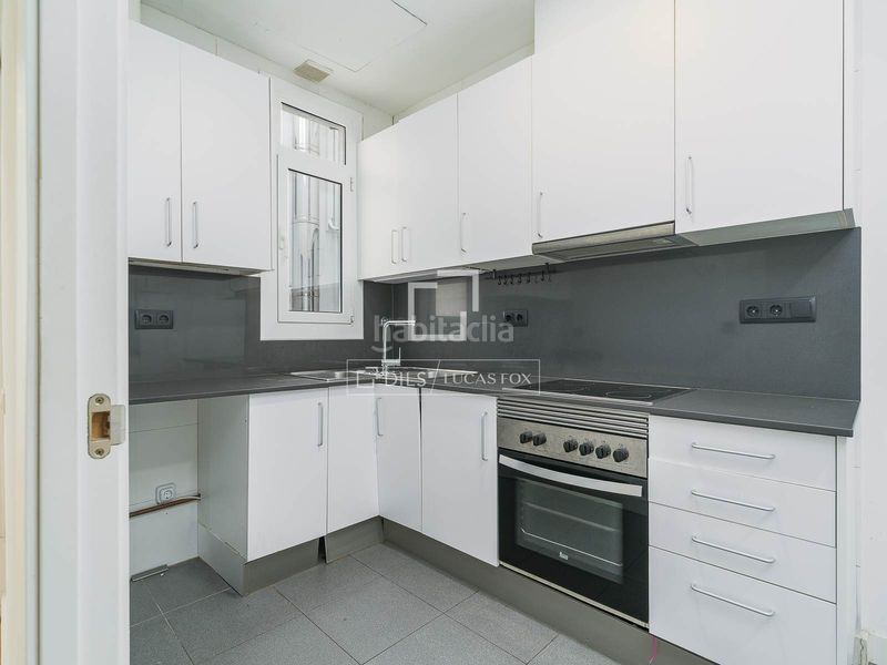 Foto a811b673-3128-406b-976d-c786bce6b0b5. Pis a Dreta de l´Eixample Barcelona