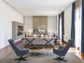 Pis a Gòtic. En venta piso en excelentes condiciones con tres dormitorios en