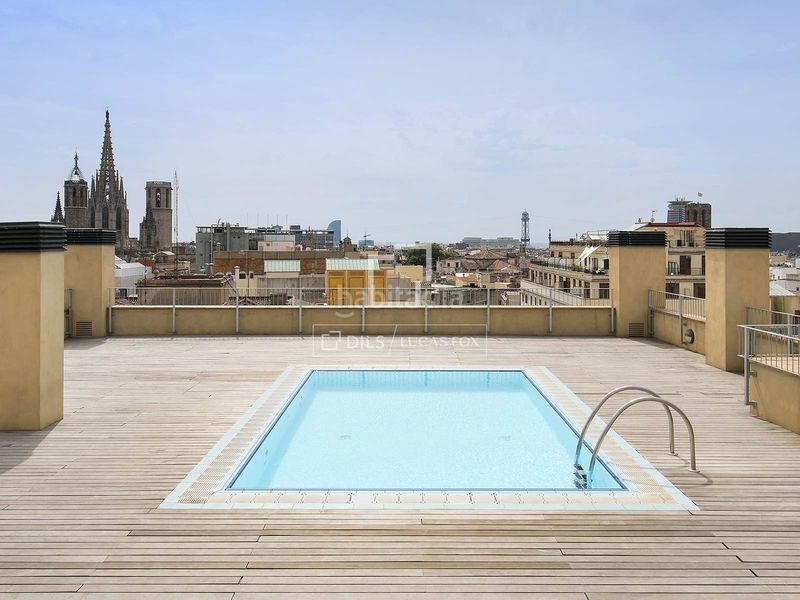 Foto 43409d8c-18f7-43d7-94fa-994f1ce19b10. Pis amb piscina a Gòtic Barcelona