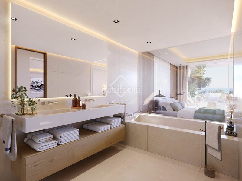 Foto ed0b9288-6963-4473-a0f5-43760207ac6d. Pis amb calefacció aparcament piscina a lomas de Marbella club Marbella
