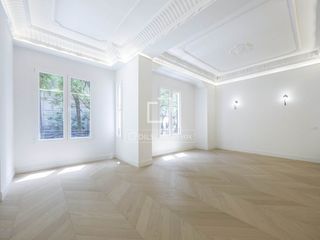 Appartement à Gran Via. Piso excelentes de 3 dormitorios con 15m terraza en venta en gra