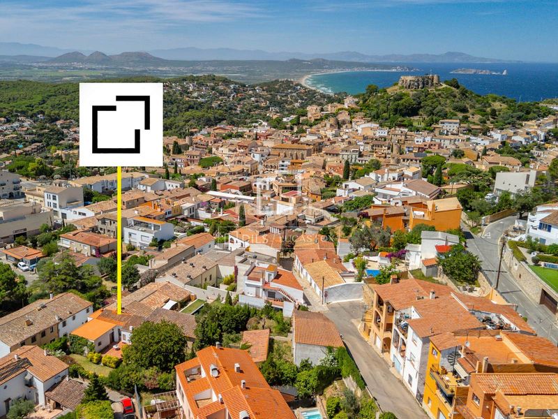 Foto 2bab5a8e-084f-4287-b20b-f2a32941b22f. Xalet amb aparcament a Begur Begur