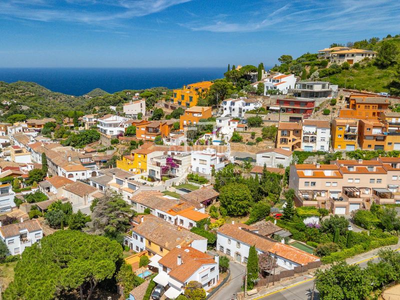 Foto 4778bd85-d5c9-4dfb-a3ea-db1080217b44. Xalet amb aparcament a Begur Begur