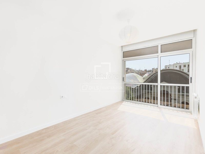 Foto 0cf8a472-91e6-4664-b750-7af91123e640. Pis a St. Pere - Sta. Caterina - El Born Barcelona