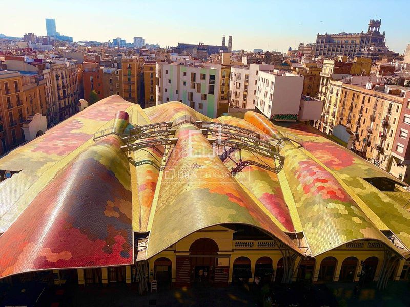 Foto 0dcb2ea8-6492-41f5-a2ff-e6129fceb993. Pis a St. Pere - Sta. Caterina - El Born Barcelona