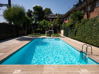 Affitto Chalet in Parquelagos-Puente Nuevo. Casa en excelentes condiciones de 4 dormitorios en alquiler ,tor