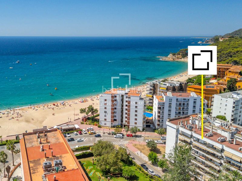 Foto fab5f505-2fbe-4d61-9e30-f11ecde416dc. Pis amb calefacció aparcament piscina a Fenals Lloret de Mar