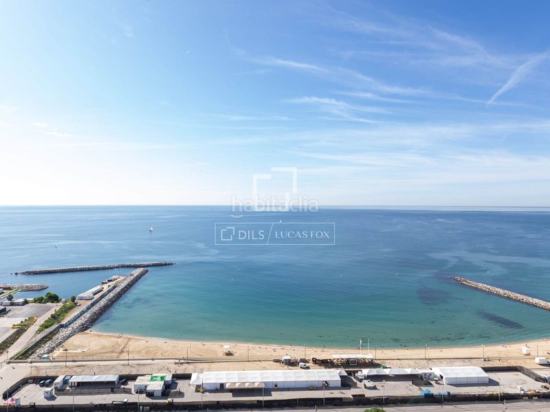 Foto dd491d4b-78c1-47a9-8381-cb8e5794dfad. Pis amb piscina a Diagonal Mar i el Front Marítim del Poblenou Barcelona