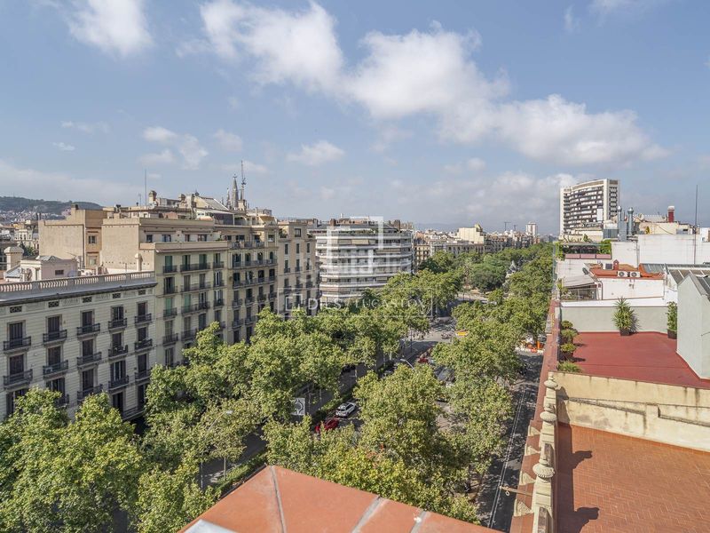 Foto 9ab97a33-fc5b-4957-b549-5c7d8f97cece. Àtic amb calefacció a Dreta de l´Eixample Barcelona