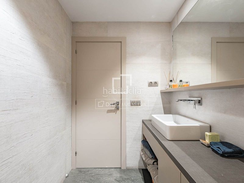 Foto 5c5fc8c3-79fe-4695-8c6d-b3b1422fbc43. Pis amb aparcament a Pedralbes Barcelona