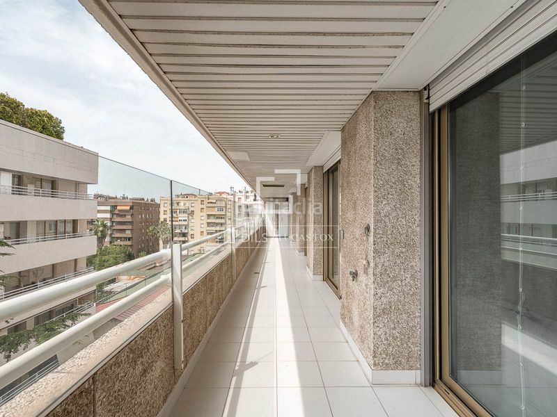 Foto d5a28ff3-f0a8-4f52-8537-8d2510037b8b. Pis amb aparcament a Pedralbes Barcelona