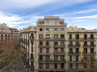 Flat in Dreta de l´Eixample. Exclusiva vivienda de 2 dormitorios en eixample collection, eixa