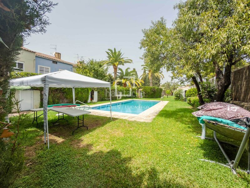 Foto a8d251f1-e286-4340-b36e-1186437e90f9. Xalet amb aparcament piscina a Rocafort