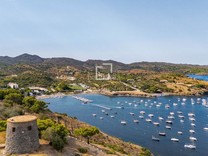 Foto cbd2e33a-673d-4ba3-93b9-73217584c382. Xalet amb calefacció aparcament a Cadaqués