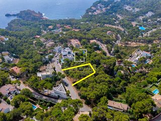 Fondo rustico in Tamariu. Fantástica parcela de gran tamaño de 1.610 m situada en una zona
