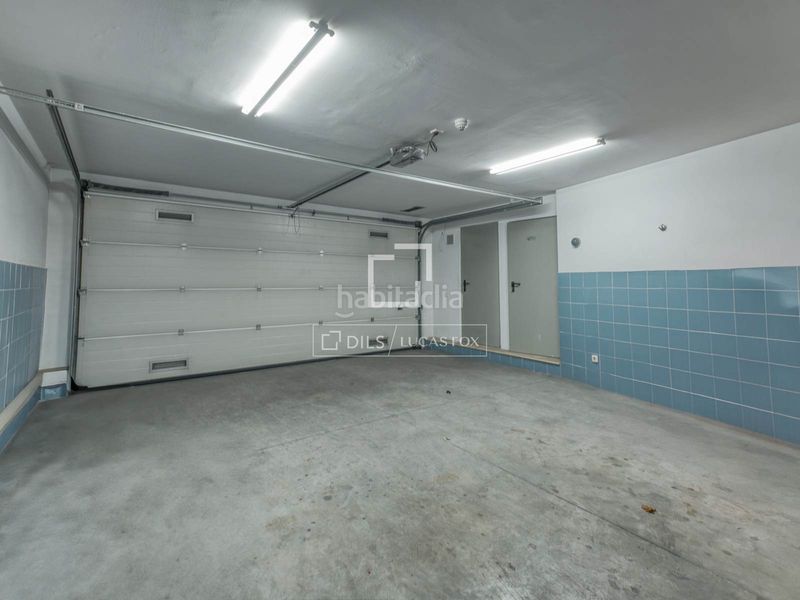 Foto fe100004-551f-4602-a149-991adef772dc. Xalet amb calefacció aparcament piscina a Hispanoamérica-Bernabéu Madrid