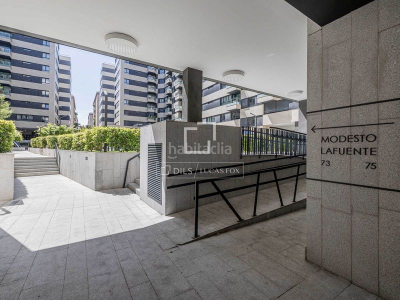 Foto e5b17fa8-4d49-4cf2-86aa-41fa42aaf8f5. Pis amb calefacció aparcament piscina a Ríos Rosas-Nuevos Ministerios Madrid