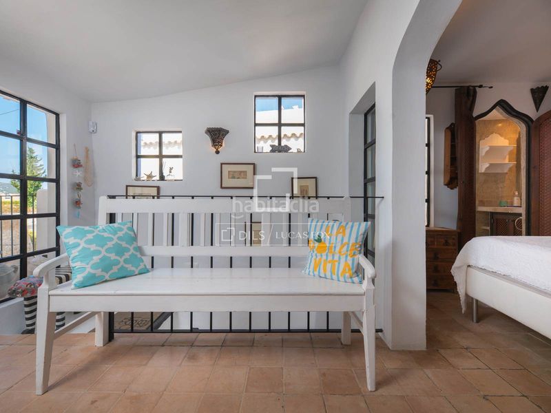 Foto 7140dc03-cd5b-4767-8149-072e6b82893b. Pis a Dalt Vila-La Marina Ibiza
