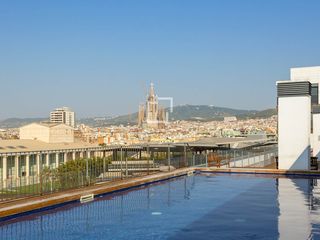 Alquiler Piso en El Parc i la Llacuna del Poblenou. Piso excelentes de 4 dormitorios con 25m terraza en alquiler en