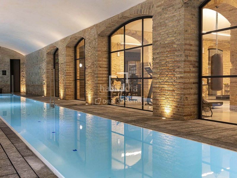 Foto f270f6c4-451d-4021-b5f1-bd05263b42ee. Àtic amb calefacció piscina a Dreta de l´Eixample Barcelona
