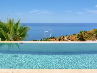 Chalet à Monte los Almendros - El Pargo - Costa Aguilera. Villa tradicional reformada con vistas al mar, piscina climatiza