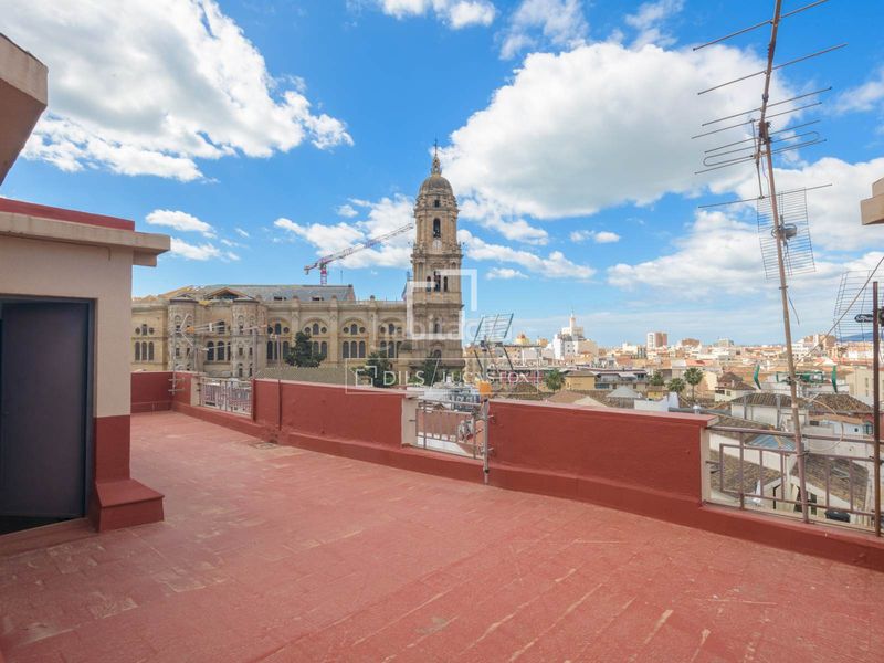 Foto 6290812f-c479-455e-95d1-62e885b68e16. Pis amb calefacció a Centro Histórico Málaga