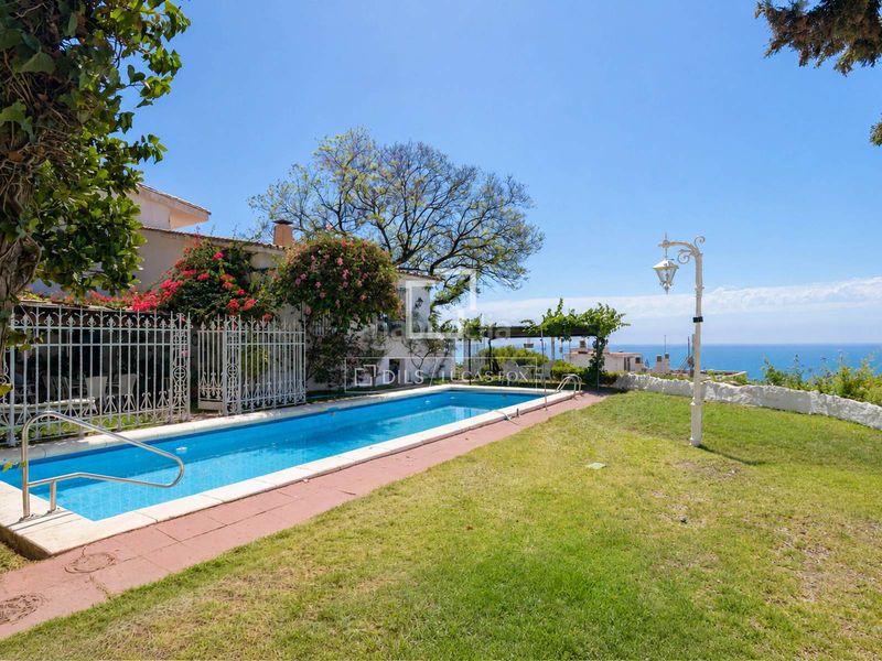 Foto 77536c0a-84ab-47d6-b73a-14330a6bb20b. Xalet amb calefacció aparcament piscina a La Malagueta - Monte Sancha Málaga