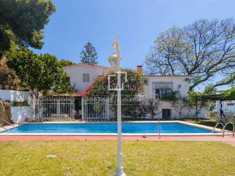 Foto ead6b4ba-6394-4fa1-997d-40e34ea1b773. Xalet amb calefacció aparcament piscina a La Malagueta - Monte Sancha Málaga
