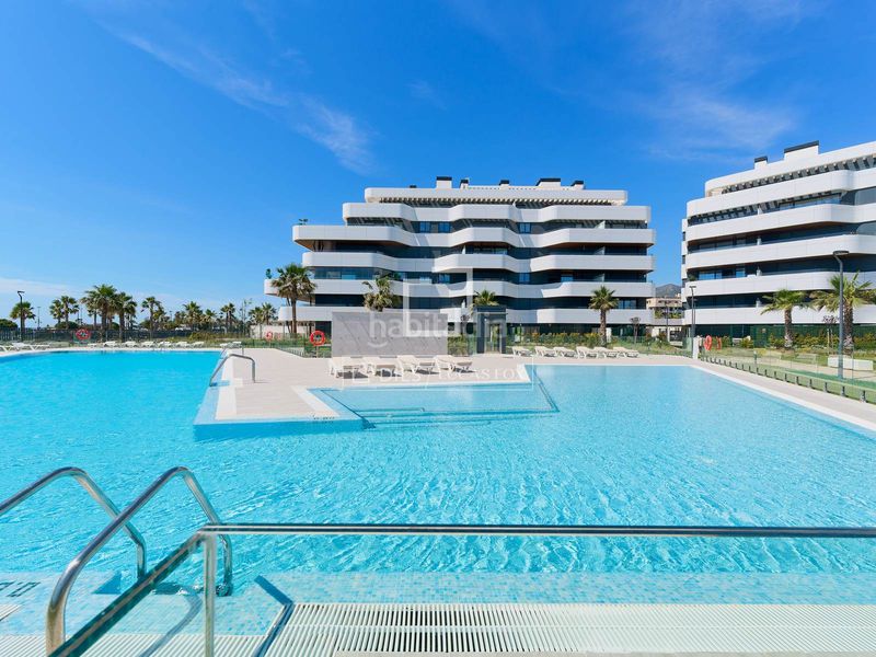 Foto 0667ed6d-86ef-489b-af8d-6f427693b81e. Etagenwohnung mit parking pool in Los Álamos Torremolinos