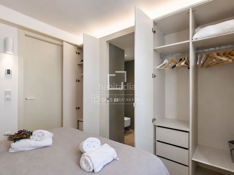 Foto c6935063-55c4-4dd7-bbd8-61bb8a2d8c4a. Àtic amb aparcament a Paseo Marítimo Oeste - Pacífico Málaga