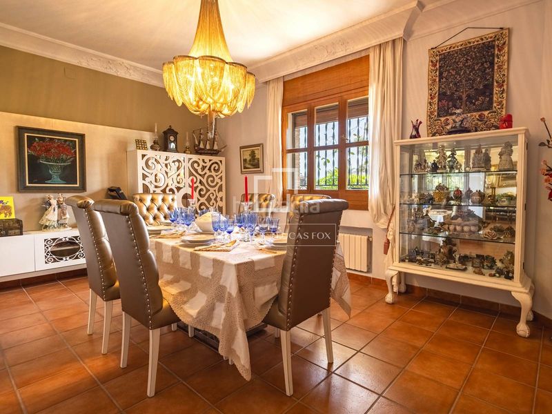 Foto 20a9c86a-ca81-4d82-9081-b196c20bc098. Chalet exclusiva villa de estilo andaluz con vistas panorámicas a la ciudad de granada y sierra nevada en venta en ogijares en Ogíjares