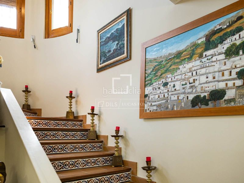 Foto 24d7e847-107e-4120-9754-a7a97e78af40. Chalet exclusiva villa de estilo andaluz con vistas panorámicas a la ciudad de granada y sierra nevada en venta en ogijares en Ogíjares