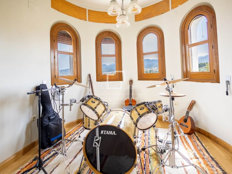 Foto 263a7d17-1847-4740-89d7-f63d10eb4543. Chalet exclusiva villa de estilo andaluz con vistas panorámicas a la ciudad de granada y sierra nevada en venta en ogijares en Ogíjares