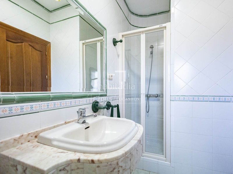 Foto 6e2444d0-a55b-4ef1-acfe-08f935764b0e. Chalet exclusiva villa de estilo andaluz con vistas panorámicas a la ciudad de granada y sierra nevada en venta en ogijares en Ogíjares