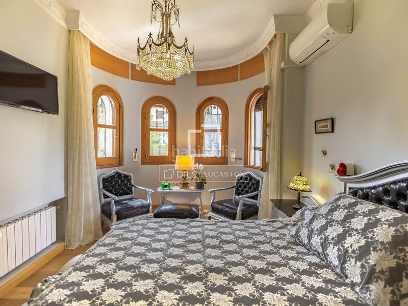 Foto bbffe37c-4598-4b3c-93aa-341a8fdb7fd5. Chalet exclusiva villa de estilo andaluz con vistas panorámicas a la ciudad de granada y sierra nevada en venta en ogijares en Ogíjares
