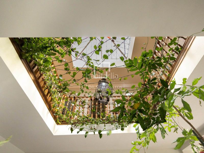 Foto eecb588d-dfc8-4f8a-aa66-e9b85c176972. Chalet exclusiva villa de estilo andaluz con vistas panorámicas a la ciudad de granada y sierra nevada en venta en ogijares en Ogíjares