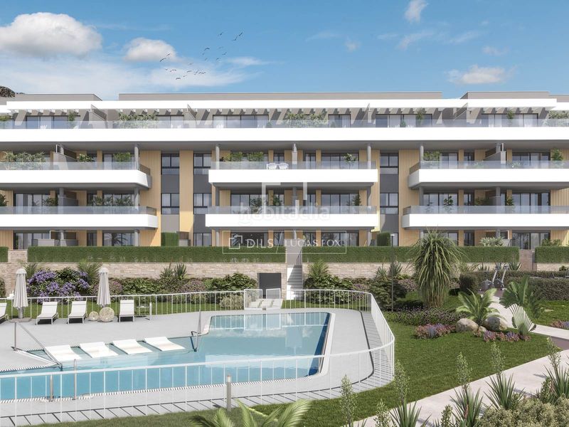 Foto edbea6f3-6e1c-4be5-b0da-297e0b43c5c9. Pis amb calefacció aparcament piscina a El Pinillo Torremolinos