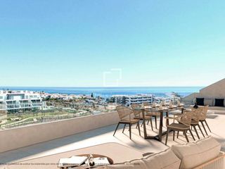 Etagenwohnung in Playa de los Boliches. Piso de obra nueva de 3 dormitorios con 28m terraza en venta en