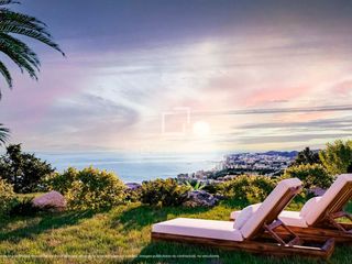 Etagenwohnung in Playa de los Boliches. Piso de obra nueva de 3 dormitorios con 28m terraza en venta en