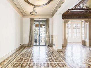 Pis a Dreta de l´Eixample. Elegante piso de tres habitaciones en venta en el quadrat dor