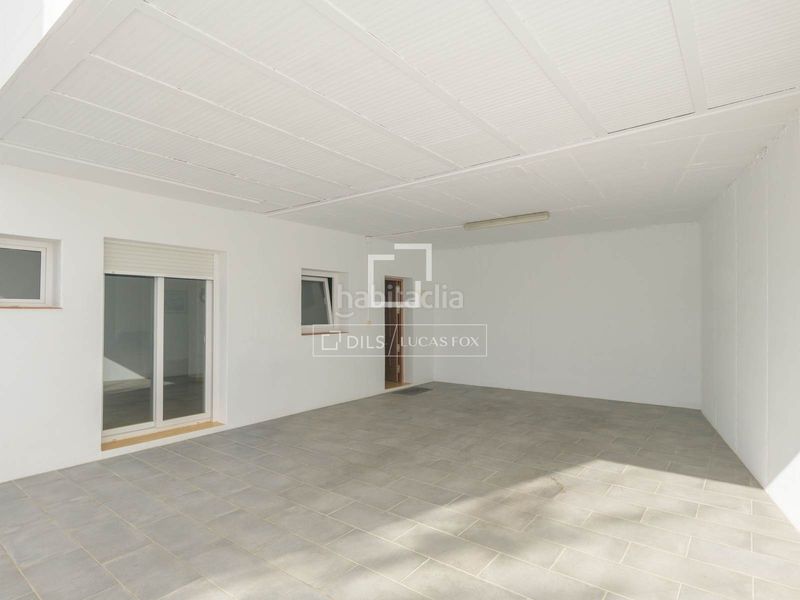 Foto 13a6e8d7-932c-46c3-82ca-d02ebf7564a0. Chalet villa moderna con tres habitaciones y piscina en Benalmádena