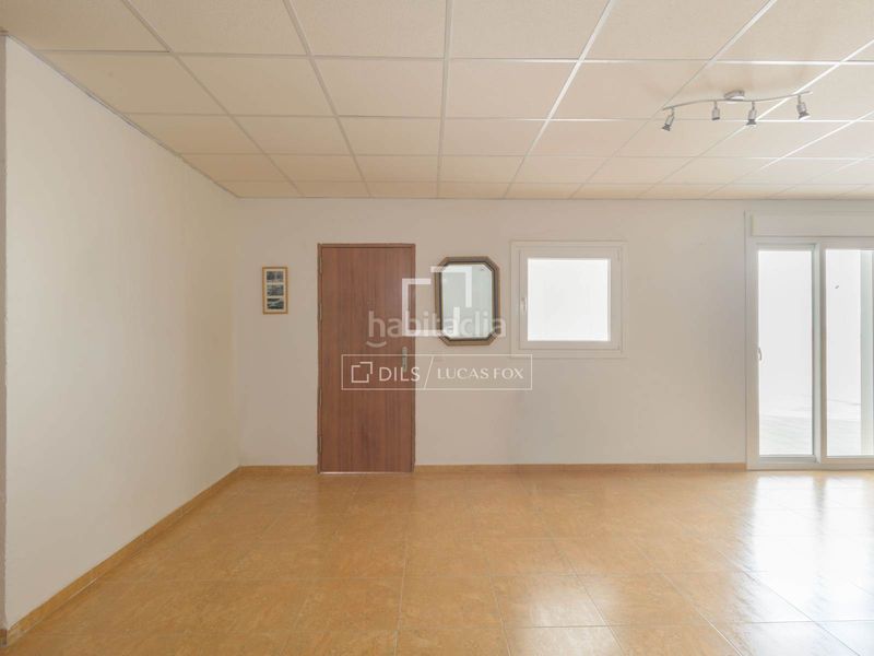 Foto 58a3cf95-c750-4867-809b-611467dc98a6. Chalet villa moderna con tres habitaciones y piscina en Benalmádena