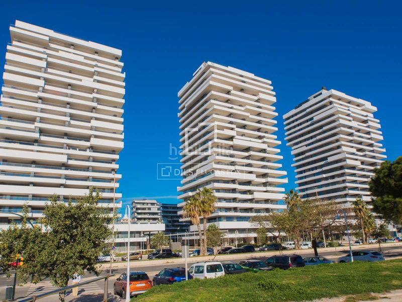 Foto e197a950-95a7-4bbc-a28e-fd57edbd2756. Pis amb calefacció aparcament piscina a Martín Carpena - Torre del Río Málaga