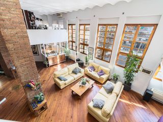 Pis a Poblenou. Piso de 6 dormitorios en venta en poblenou, barcelona