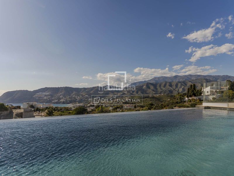 Foto 8932d0ed-0984-4a66-98b3-a039d0c24e07. Xalet amb aparcament piscina a La Herradura Almuñécar